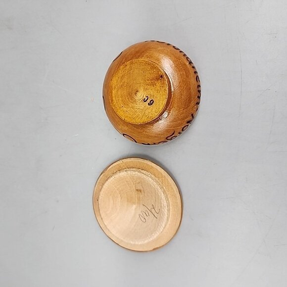 Vintage Hand Crafted 1.5x2.5" Round Wood Norwegian Trinket Jewelry Box Milk Goat - Picture 4 of 6